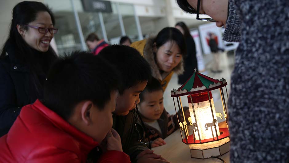 Table lamp designs light up Dushu Lake Library