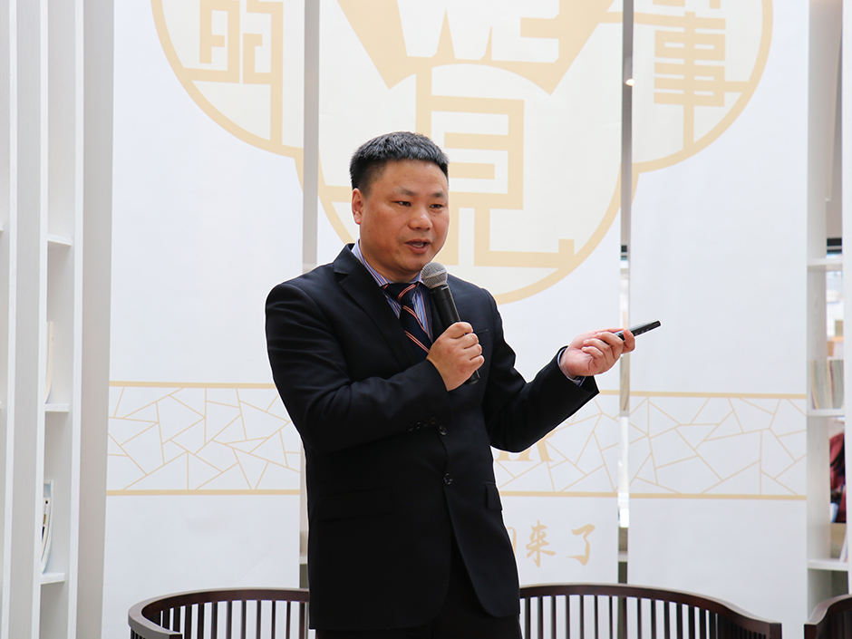 西雅图中文电台台长做客“W•E Salon” 分享创业经历