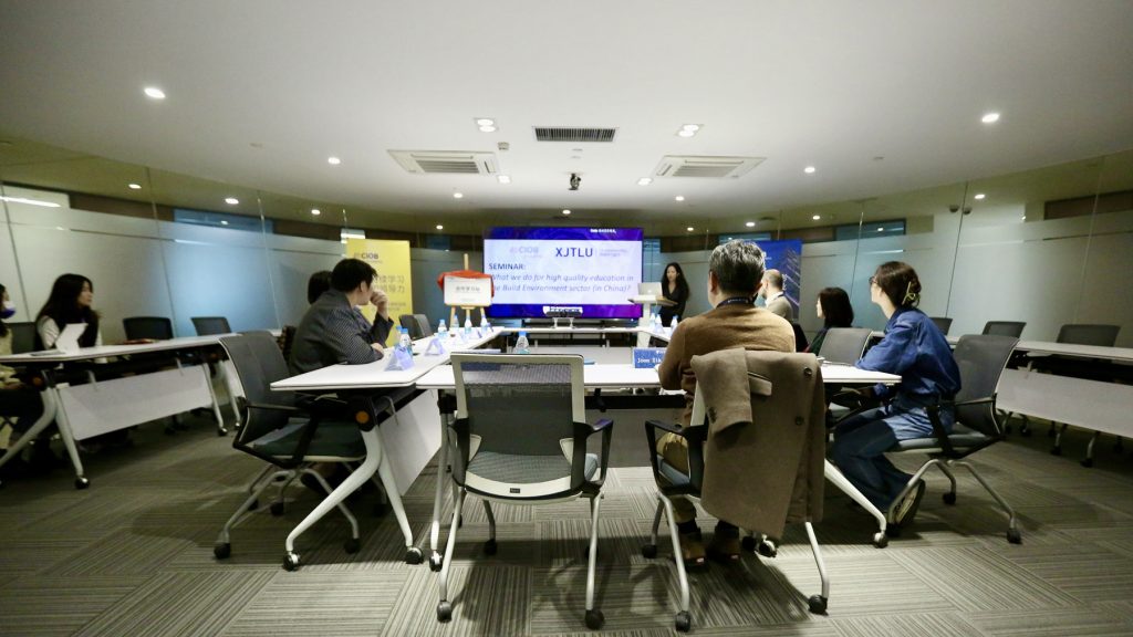 西浦学习超市与英国皇家特许建造学会建立合作学习站