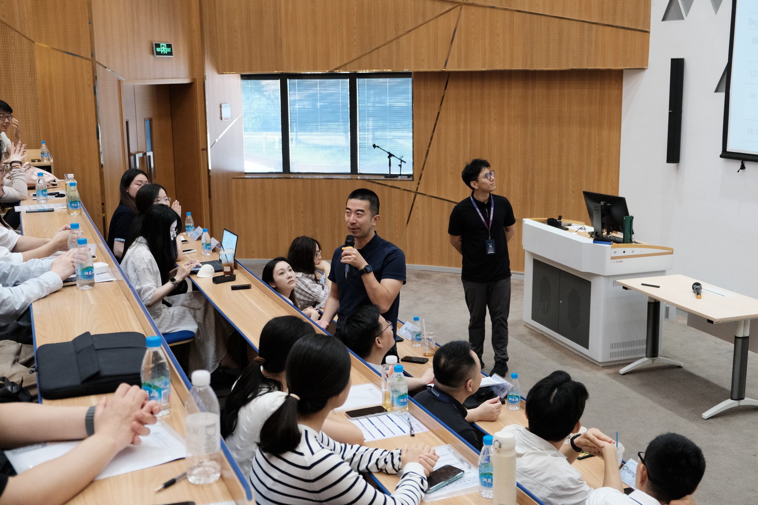 产业家学院与和谐管理研究中心首届“和谐创新生态营”