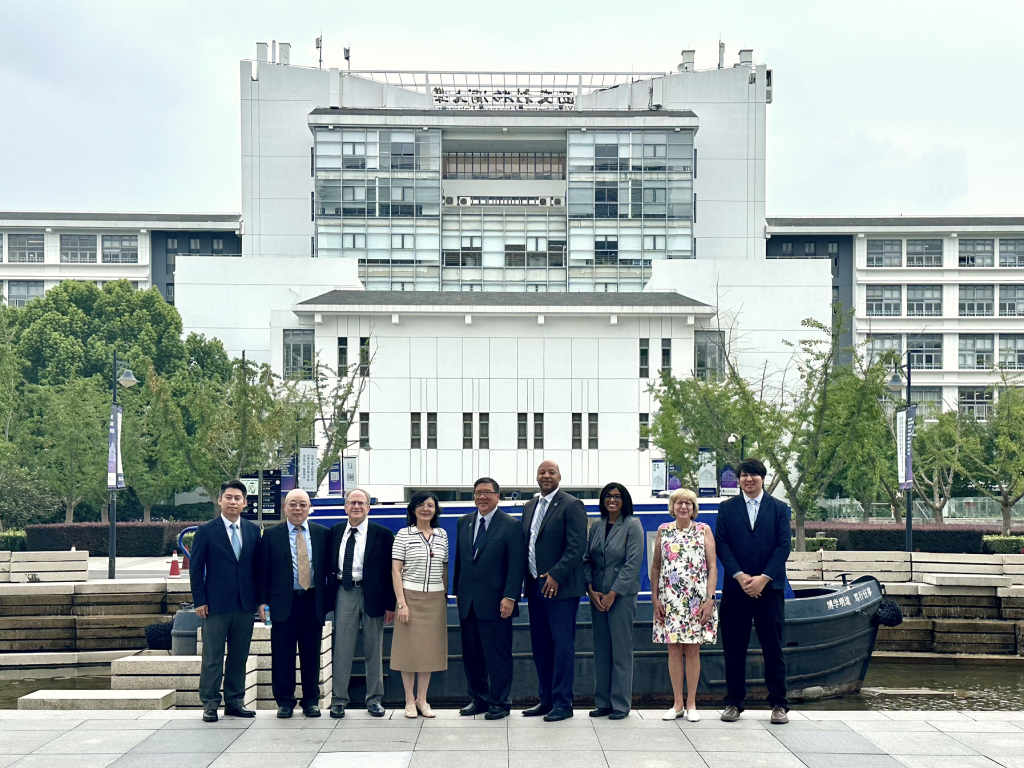 美国内华达大学里诺分校代表团来访西交利物浦大学