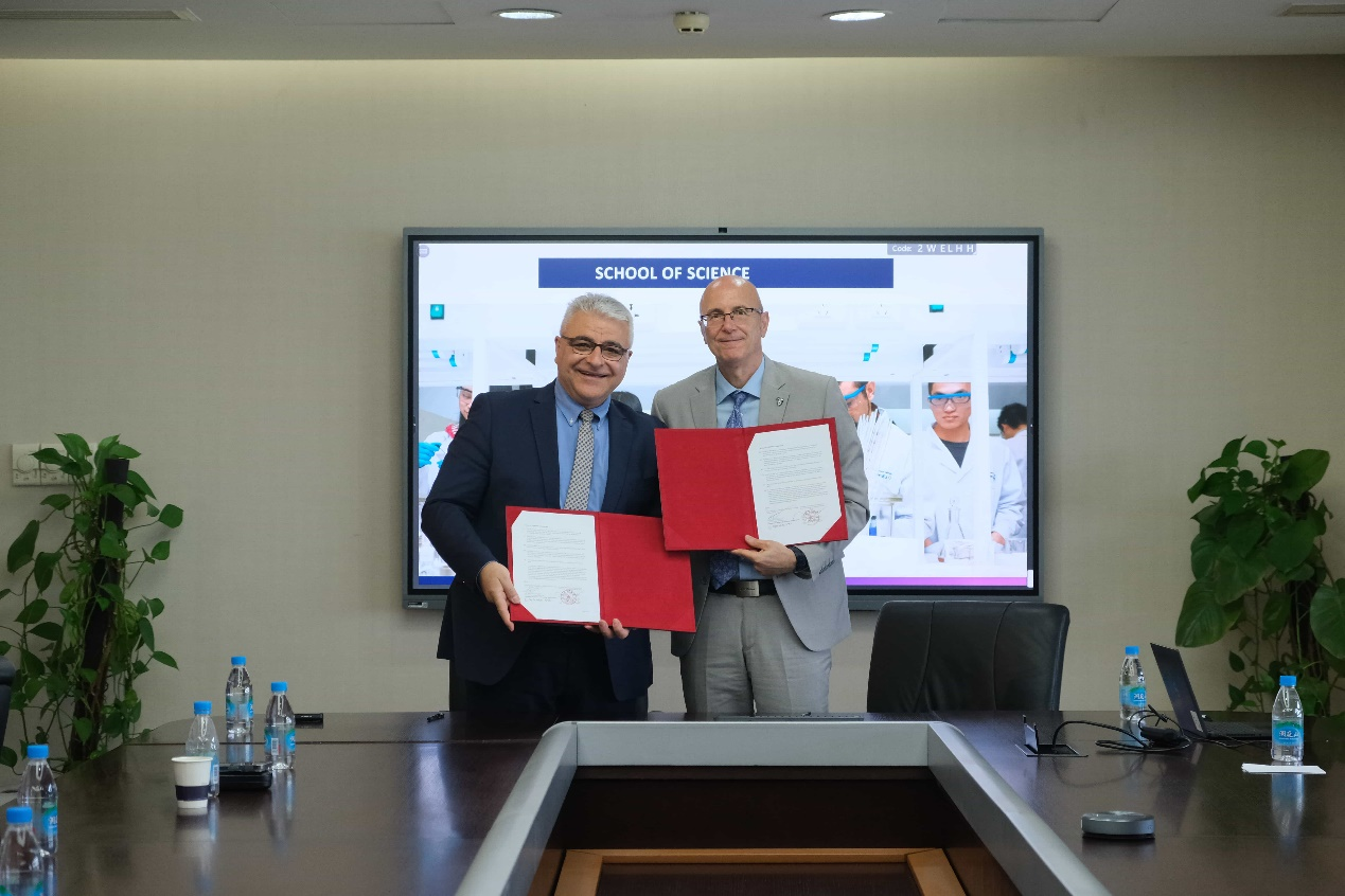 XJTLU Launches Inaugural Science Talk, Signs Partnership with Greece's Research Foundation