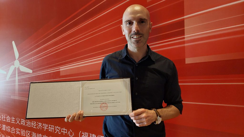 Dr Francesco Macheda from HSS Receives Political Economy Award