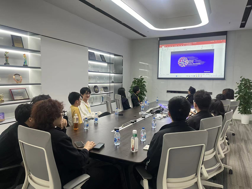 物联网学院学生企业参访活动：上海安费诺永亿通信有限公司
