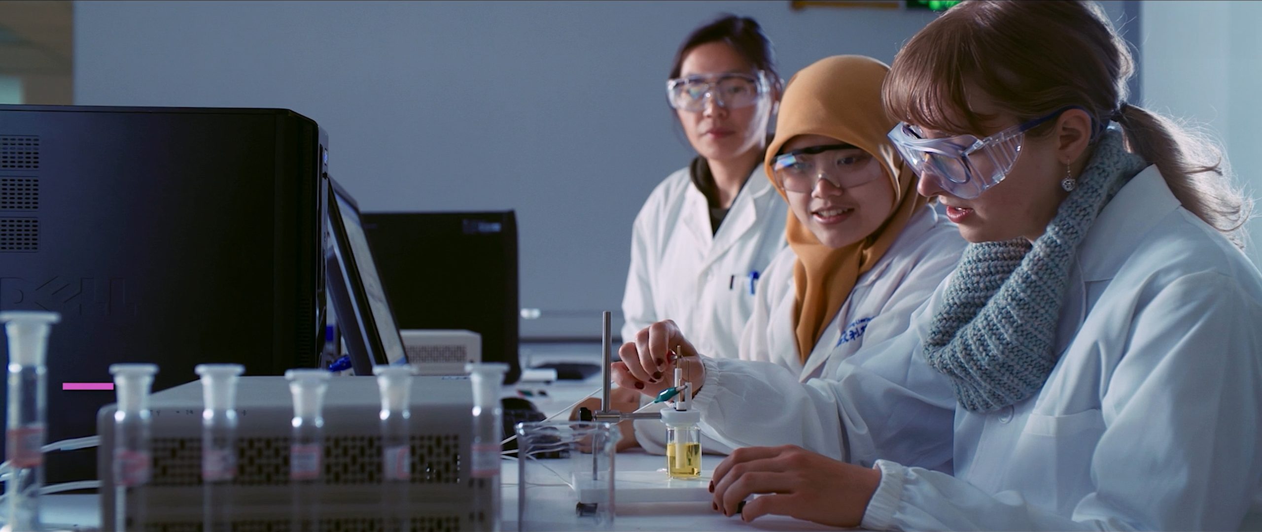 CHE Teaching and Research Labs