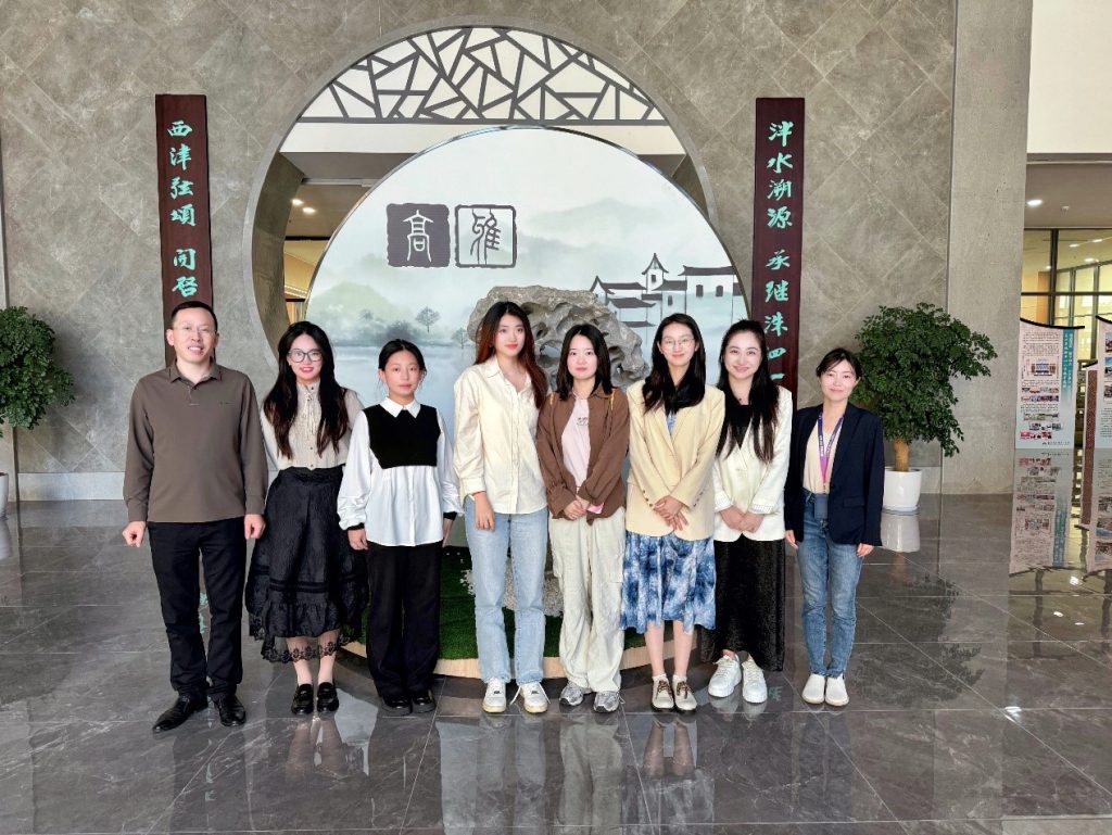 编织教育梦想:西浦未来教育学院学子在苏州市枫桥中心小学的实习工作圆满结束!
