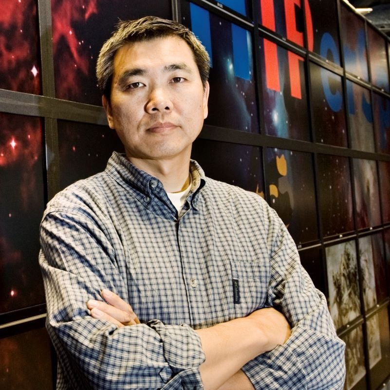 Professor Qian Liu