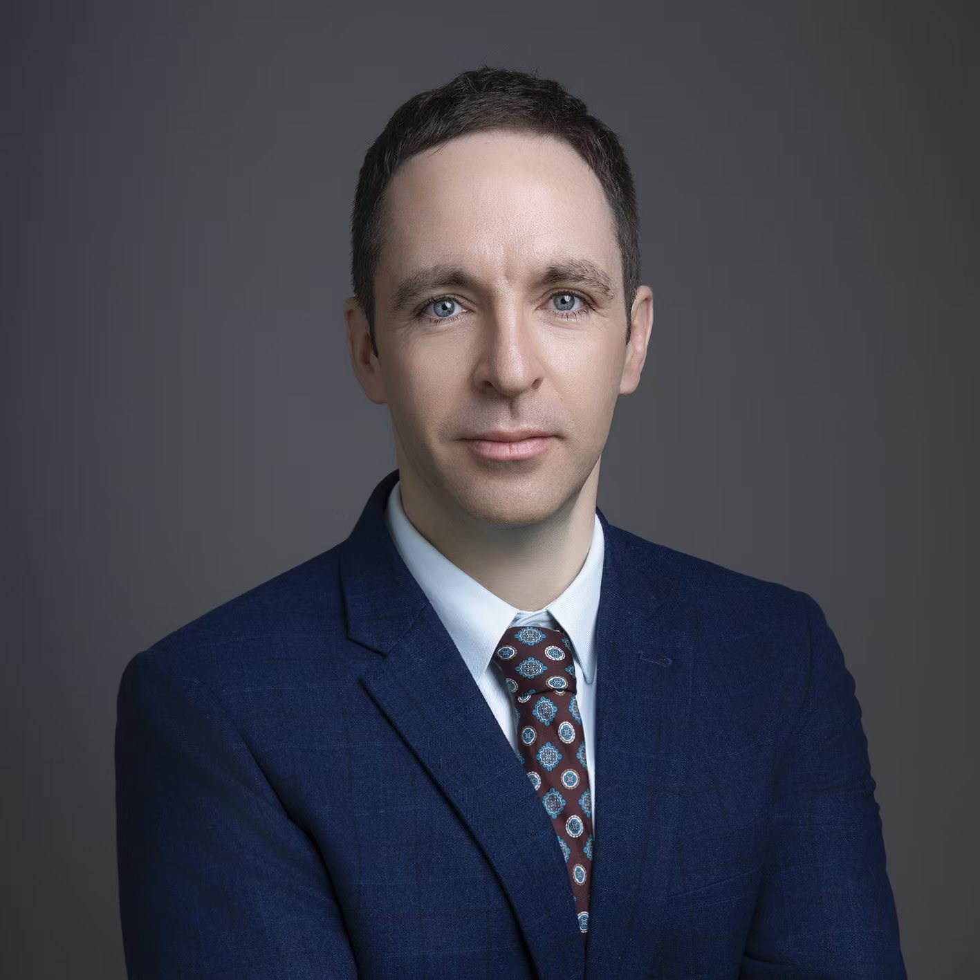 Daniel Hampson 博士