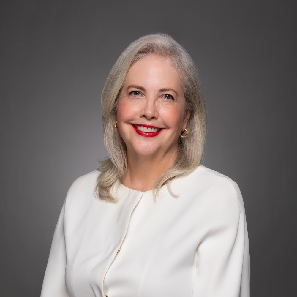 Dr Ellen Touchstone