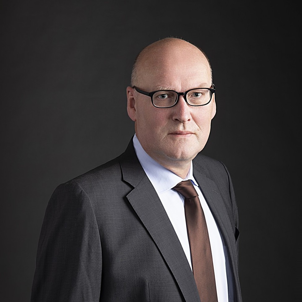 Professor Ewout van der Schaft