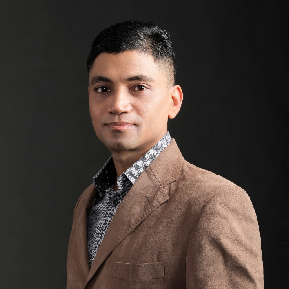 Nimesh Salike 博士
