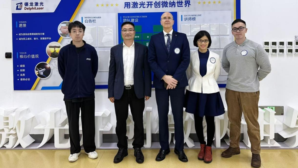 Exploring new models of university-enterprise cooperation and business development -the School of Science XJTLU was invited to visit Delong Laser, a leading technology listed company in Suzhou
