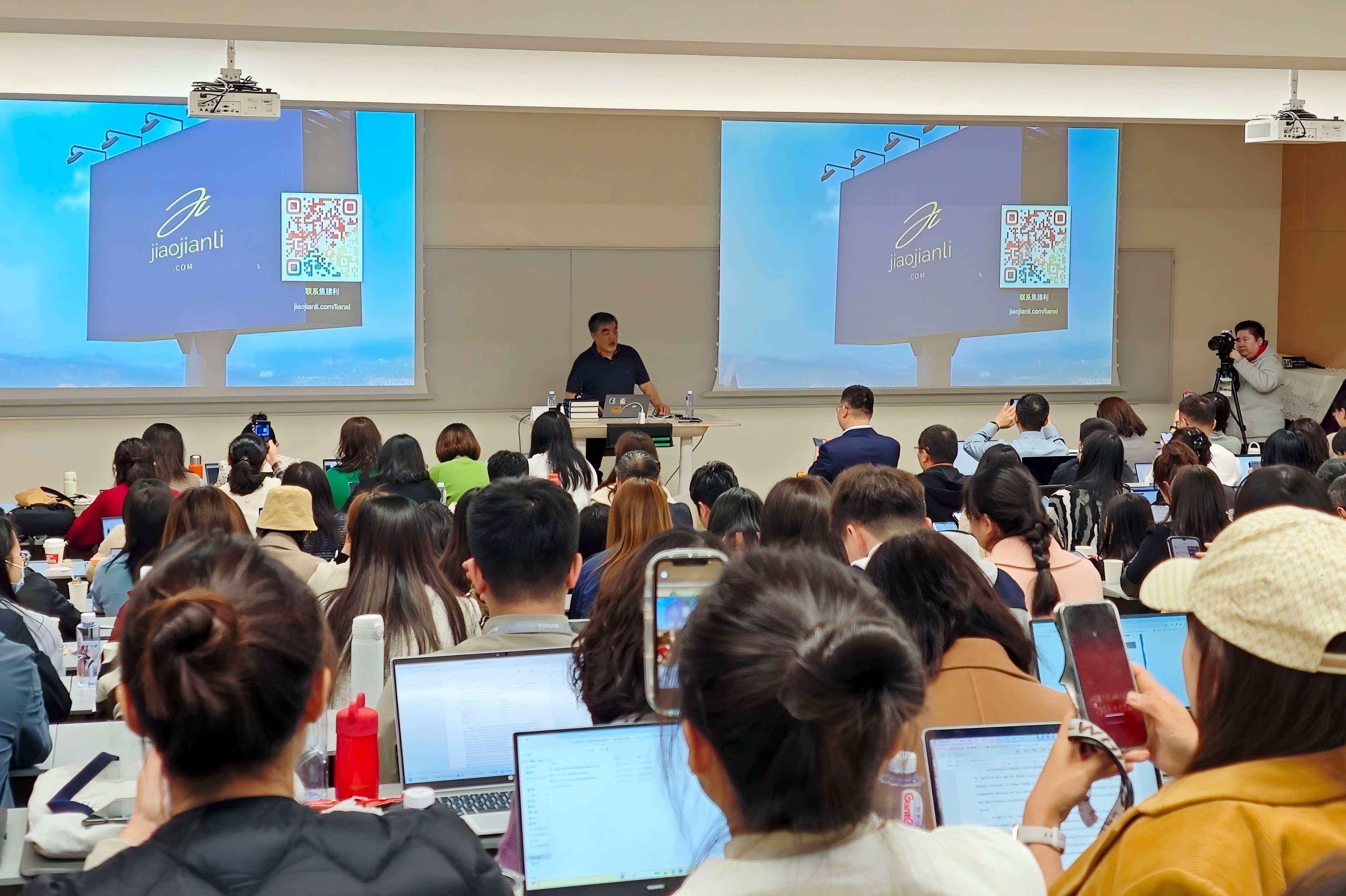 技术增强学习和人工智能