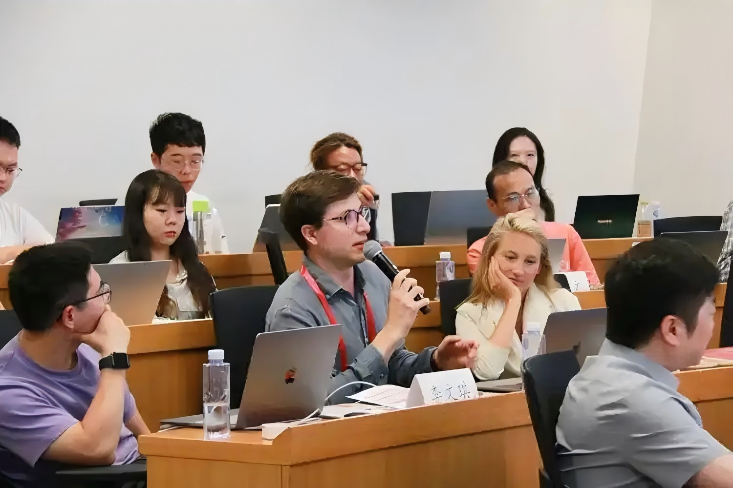 研究为导向学习的故事集
