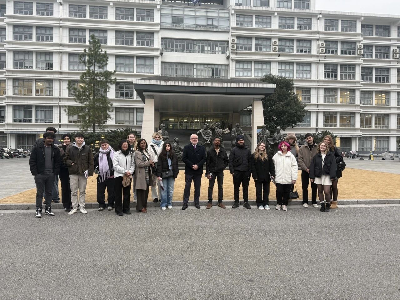 Exploring and immersing in culture: The Westminster University study tour to XJTLU