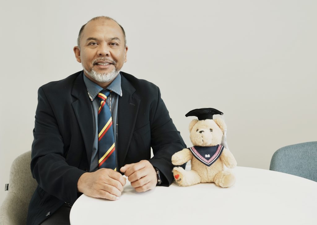 New dean accelerates collaborative research and industry engagement