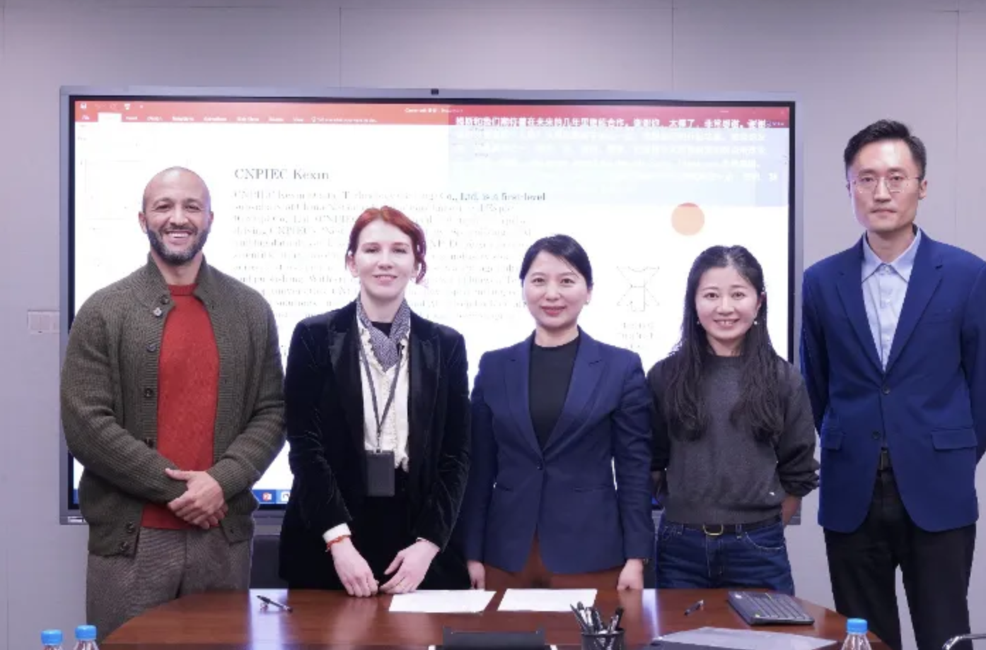 LNG & CNPIC Kexin explore career paths for Humanities Grads