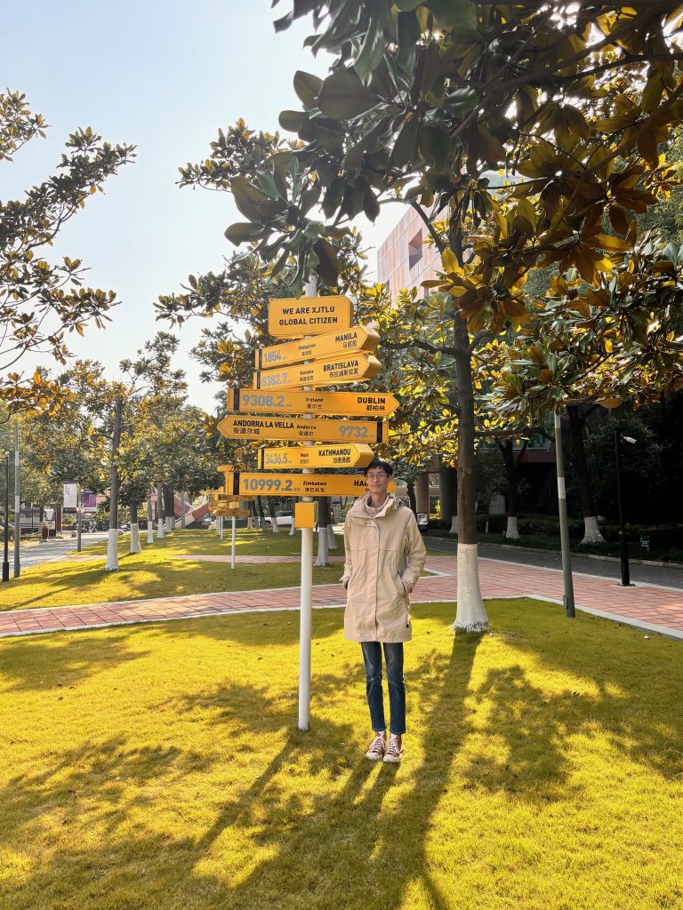 硕博故事 | 边教书边读研，他做出了一节能“唤醒国宝”的AR课