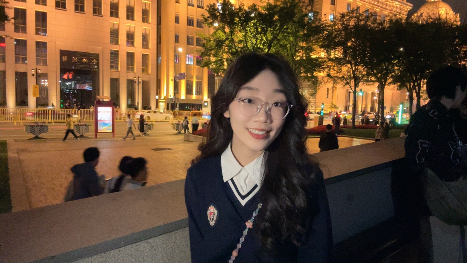 智能家居入坑，让无人机化身空中交警！她用AI+通信优化车联网