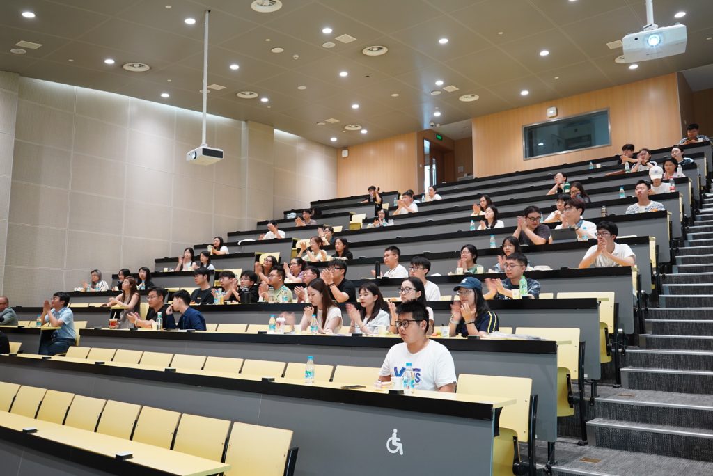 Welcome, New Students! School of Mathematics and Physics 2025 Master's Welcome Event Successfully Held