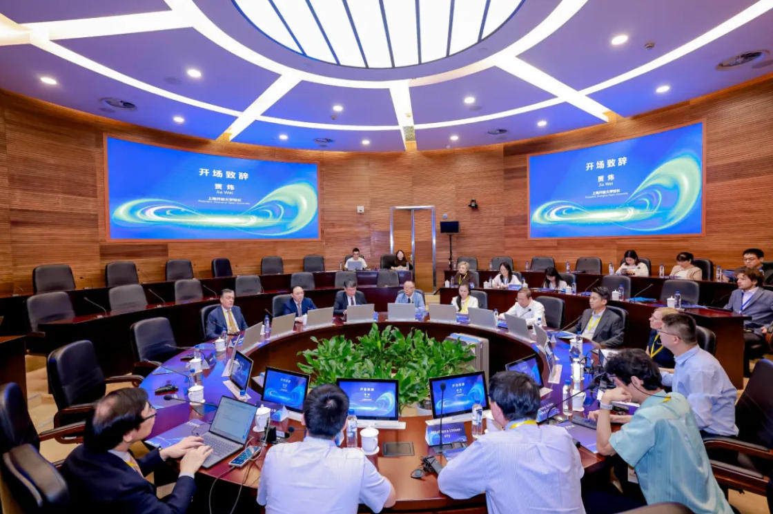 西交利物浦大学出席2025数字化终身学习国际会议，展示教育+AI创新成果