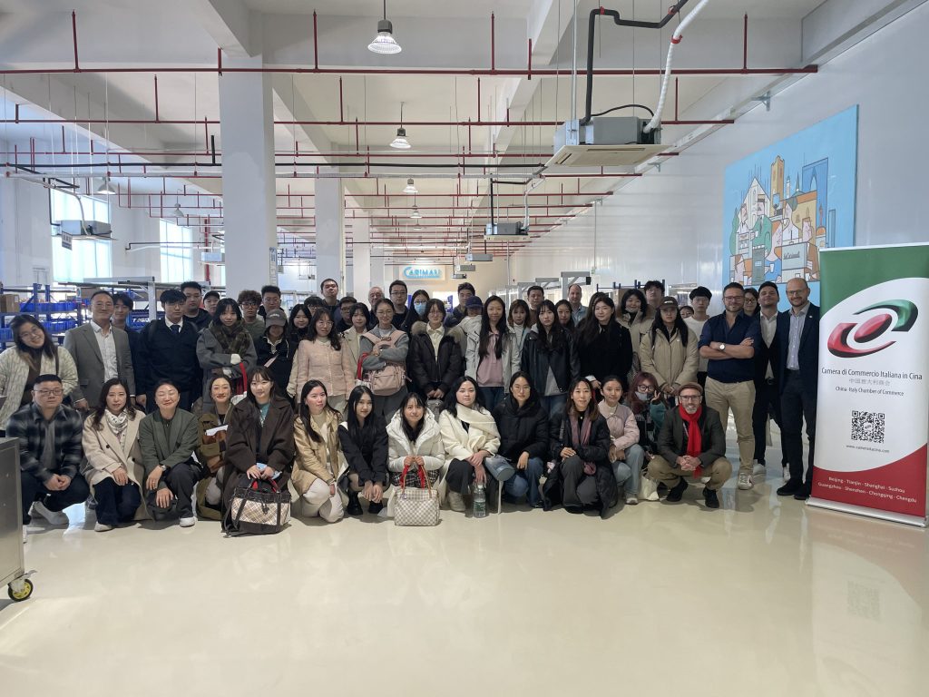 Applying Theory in Real-World Contexts: IBGA Students Visit VEA Group Factory