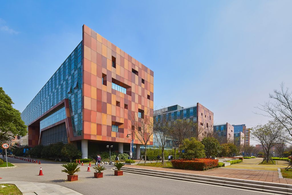 西浦2012级新生开学典礼执行校长致辞