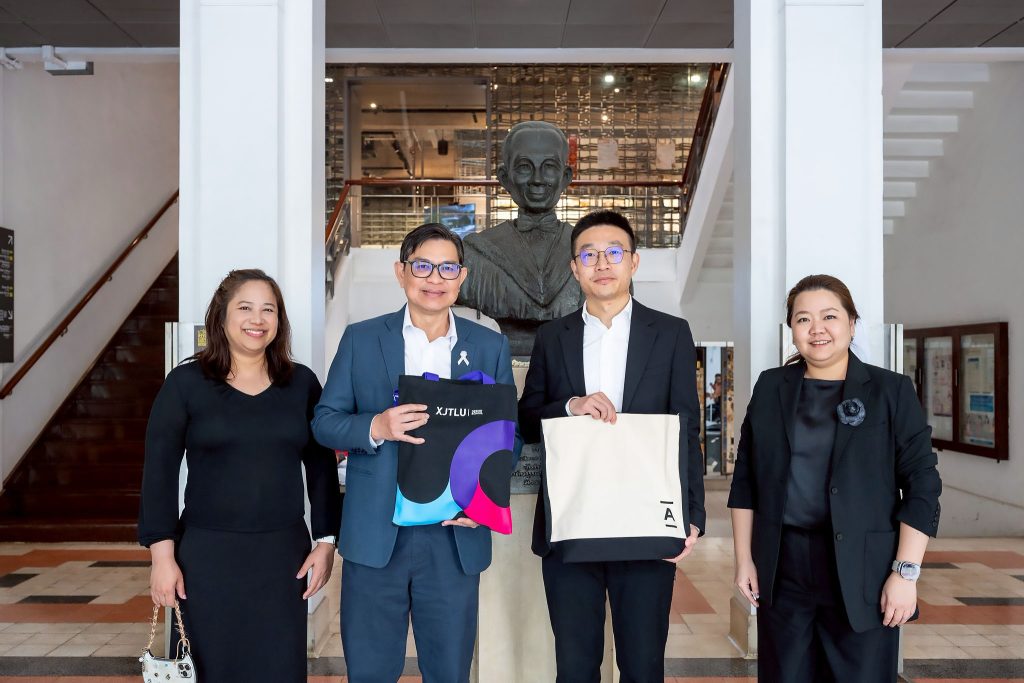Design School visits Chulalongkorn University, deepening international academic collaboration