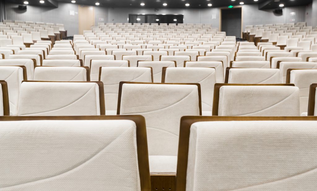 IBSS经济系三位教师荣获2025-2026学年学术晋升