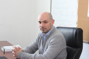 在变化中守住“人”：Konstantinos Papadikis教授与西浦的十五年