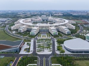 新华日报：大学与城市互相成就，西交利物浦大学4.0模式开启下一个10年