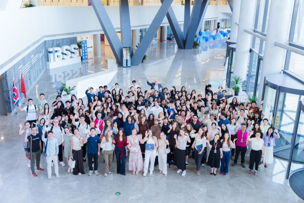 From calligraphy to company strategy: Doing Business in Changing China Summer School comes to a close