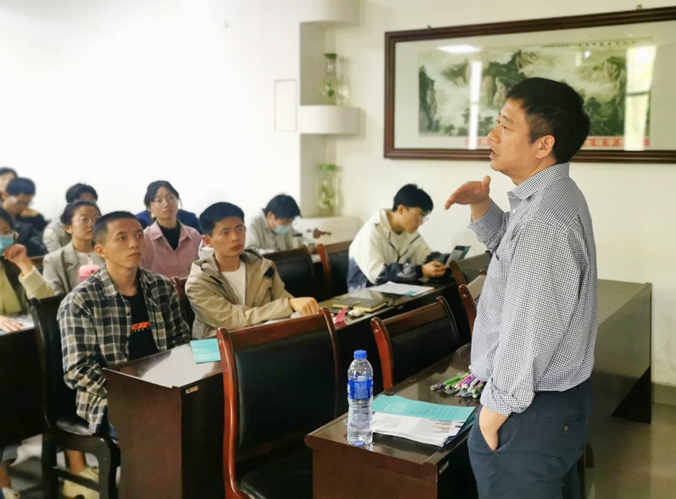 PG Recruitment Talks started at Zhengzhou University