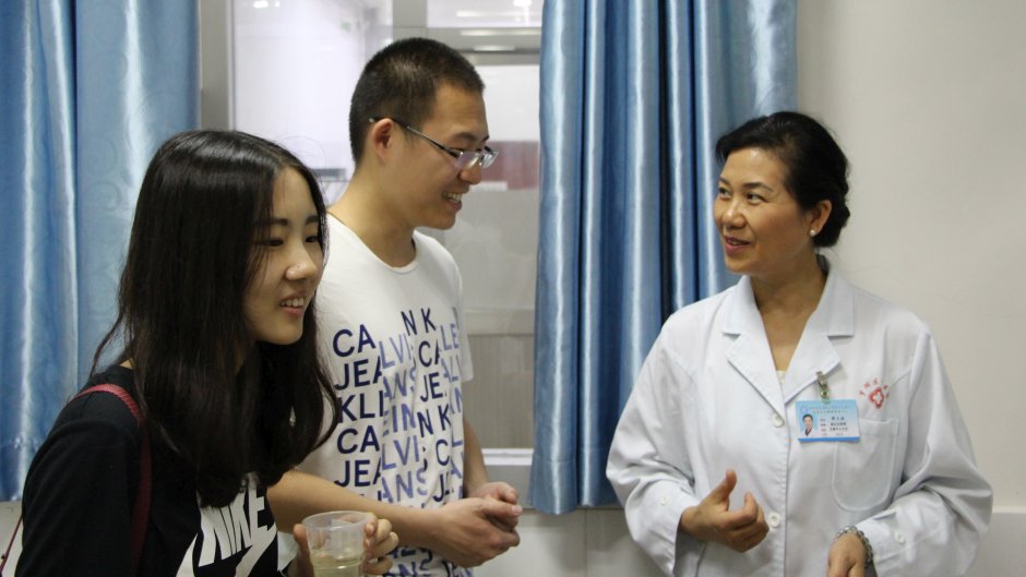 Public health students visit Shenzhen, Hong Kong, Macao