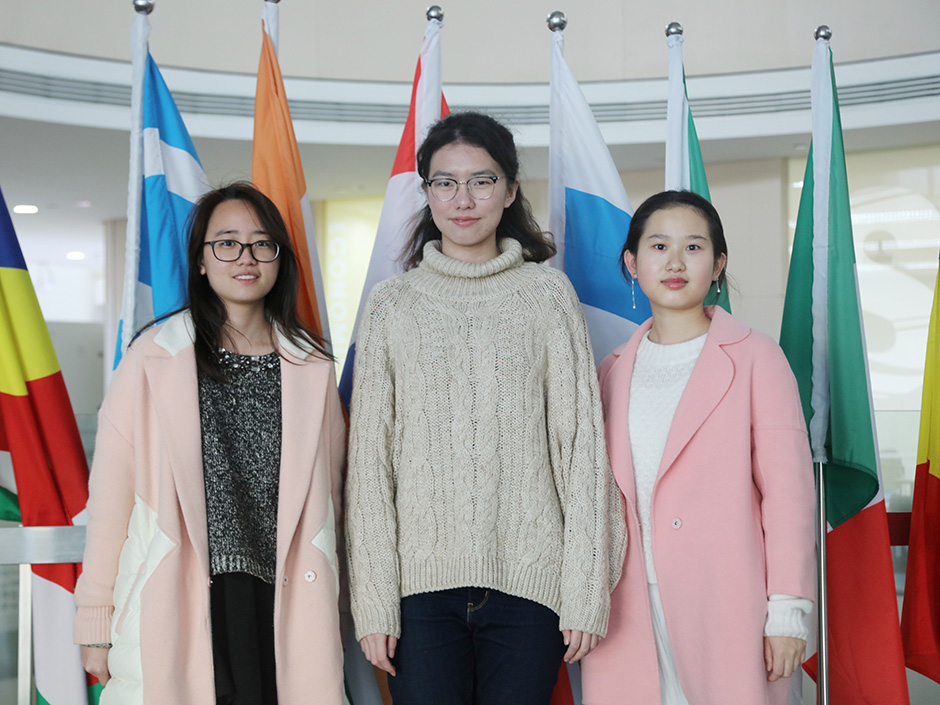 XJTLU students excel in English competition
