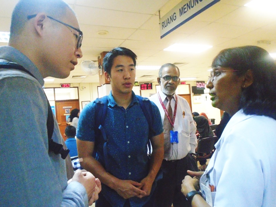 在实践中学习 公共健康系师生赴马来西亚考察