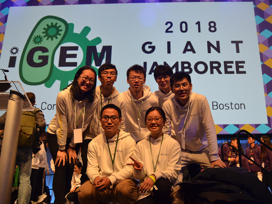 Undergraduate team wins silver medal at iGEM in Boston