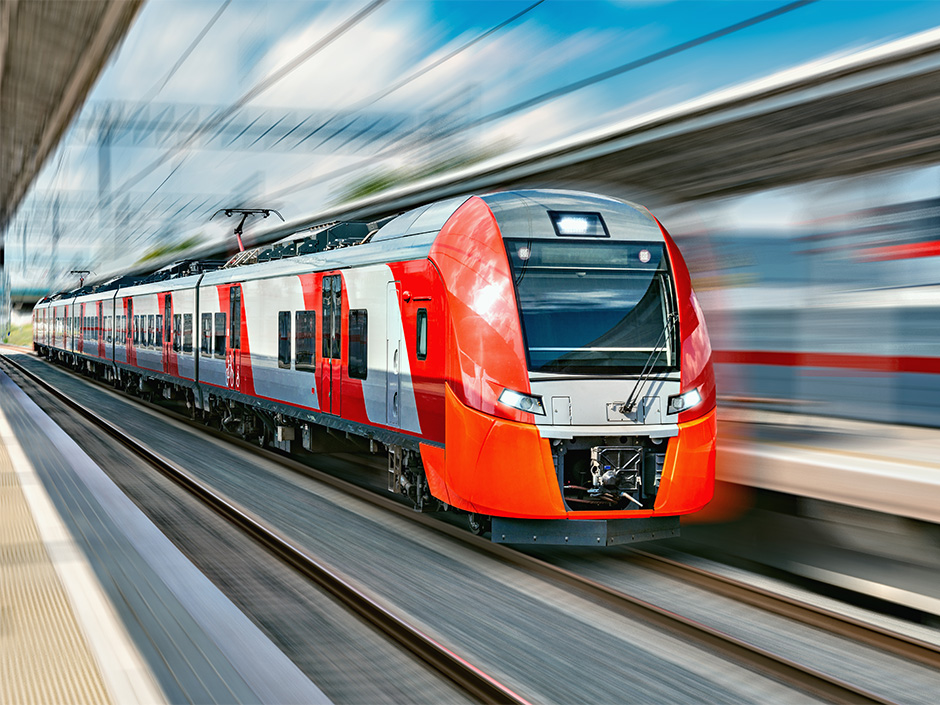 New algorithm helps trains run on time while reducing carbon emissions