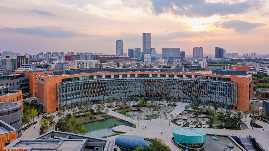 西浦国际商学院学生团队在标普全球市场财智公司估值挑战赛中荣获三等奖