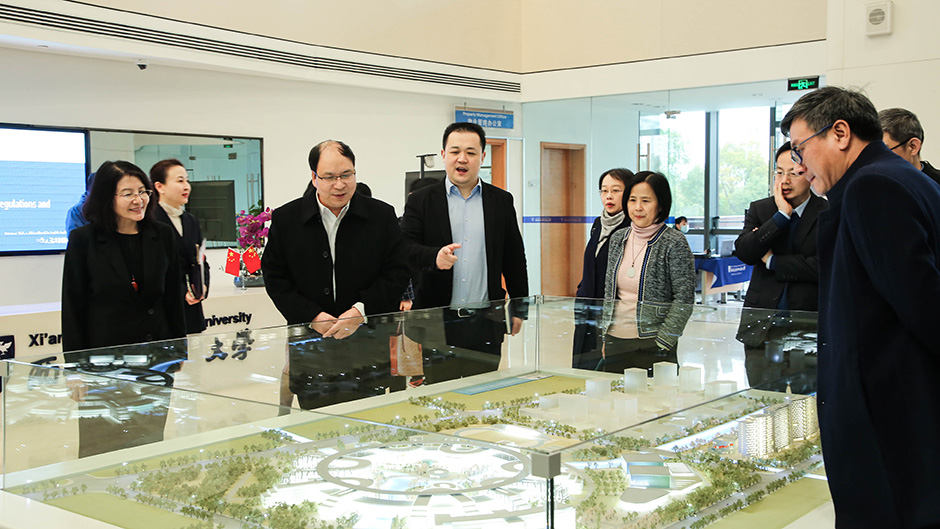 ​江苏省教育厅领导赴西浦参观考察教育改革实践
