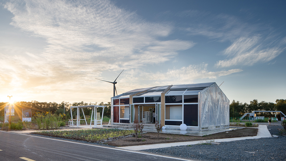 ​西浦学生团队设计太阳能房屋获国际竞赛大奖