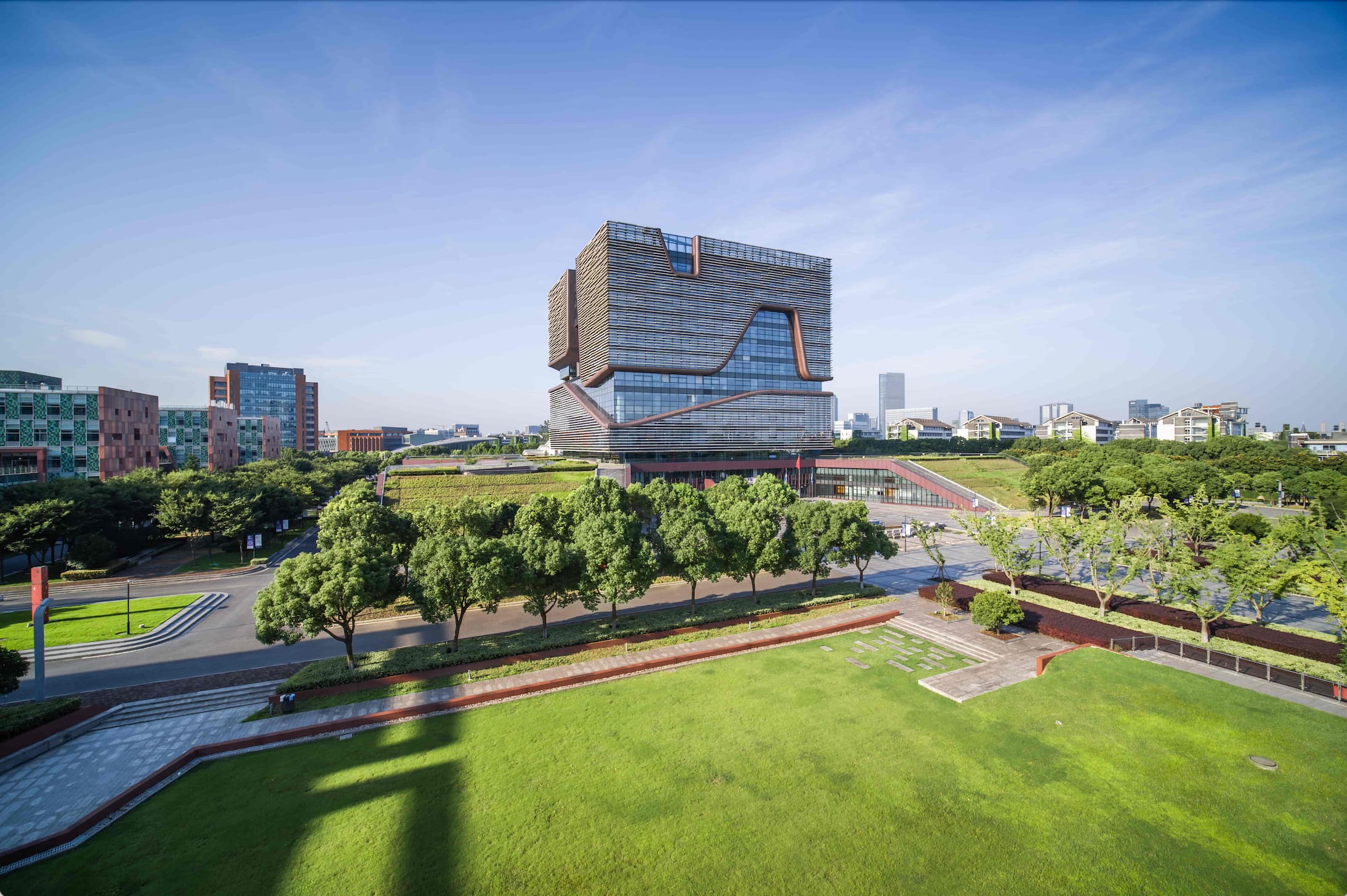 西交利物浦大学三个本科专业入选江苏省级一流本科专业建设点
